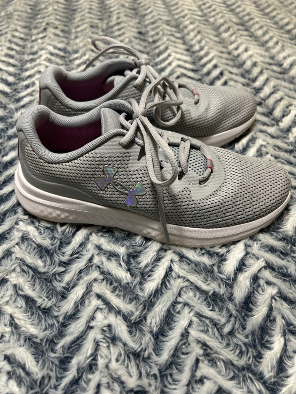 Women’s Under Armour Charged Impulse Sneakers Athletic Shoes - Picture 5 of 10